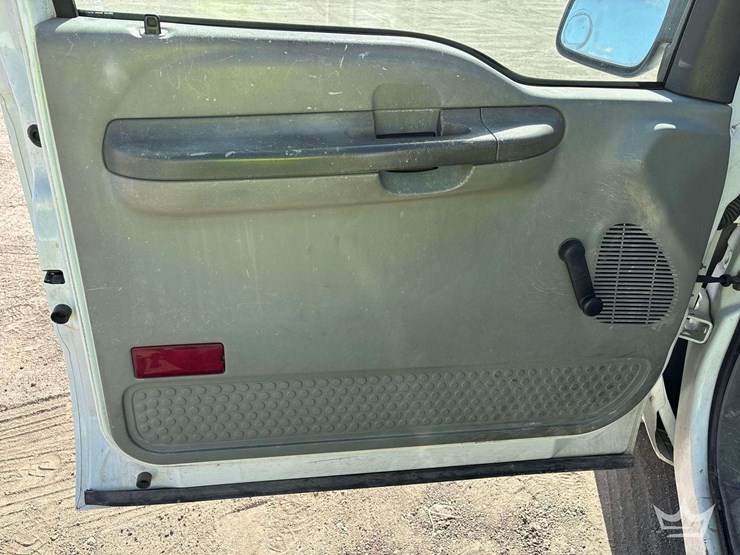 2003-ford-f250-image-15