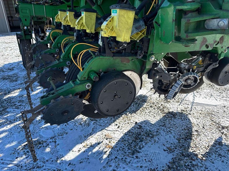 john-deere-1790-ccs-image-11