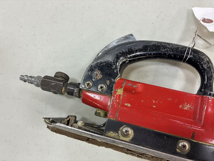 #115281-•-air-sander-image-8