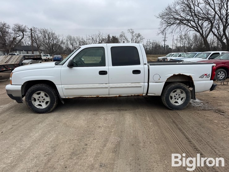 2006-chevrolet-silverado-1500-image-8
