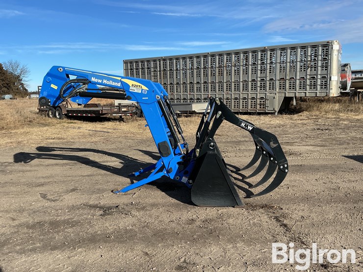 2010-new-holland-820tl-image-4