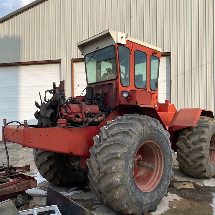International 4568 Project Tractor