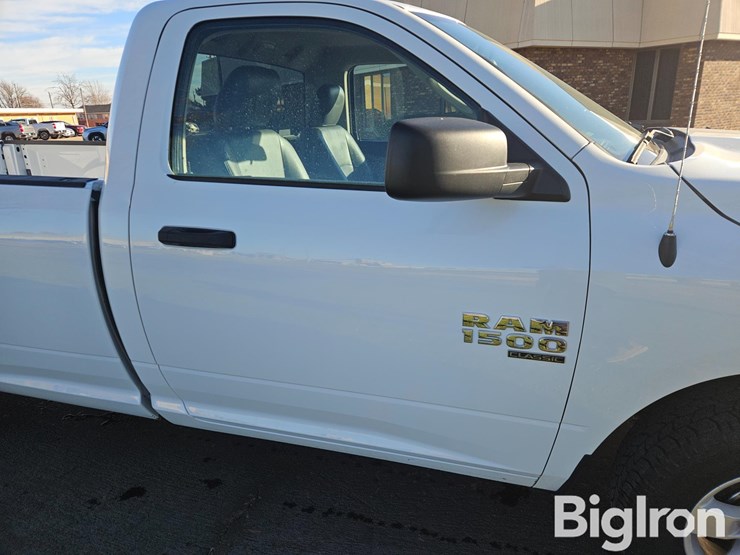 2020-dodge-1500-image-16