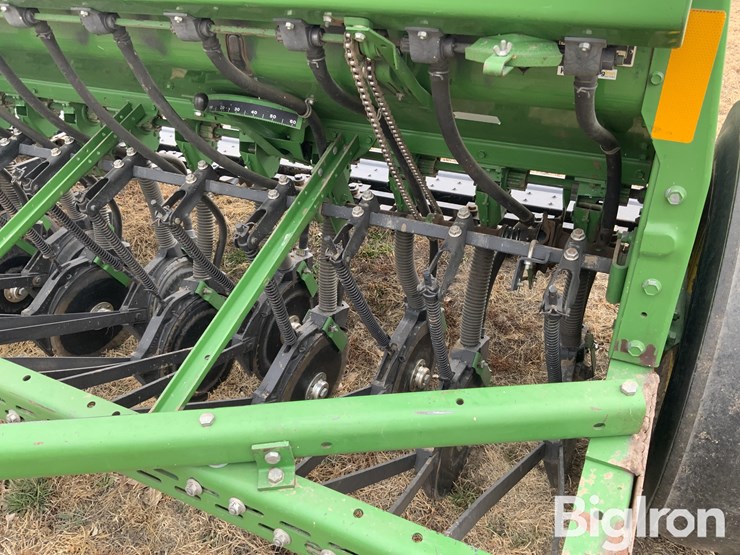 john-deere-8300-image-11