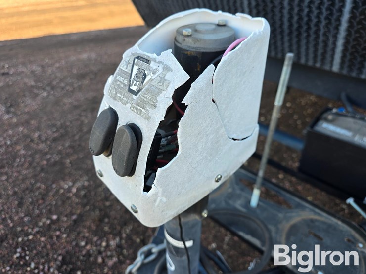 2015-keystone-bullet-272bhs-travel-trailer-image-10