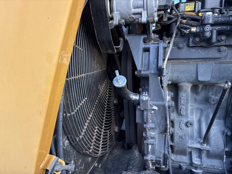 challenger-85c-image-32