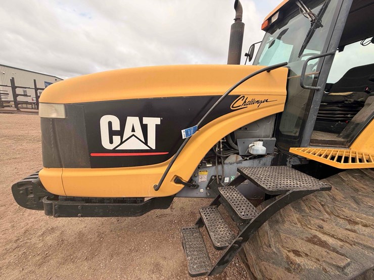 2005-challenger-55-track-tractor-image-25