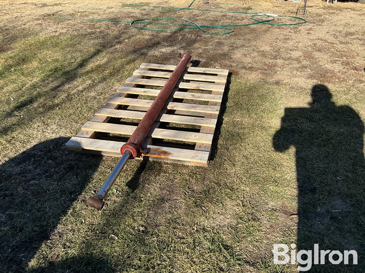 farmhand-lift-cylinder-image-6