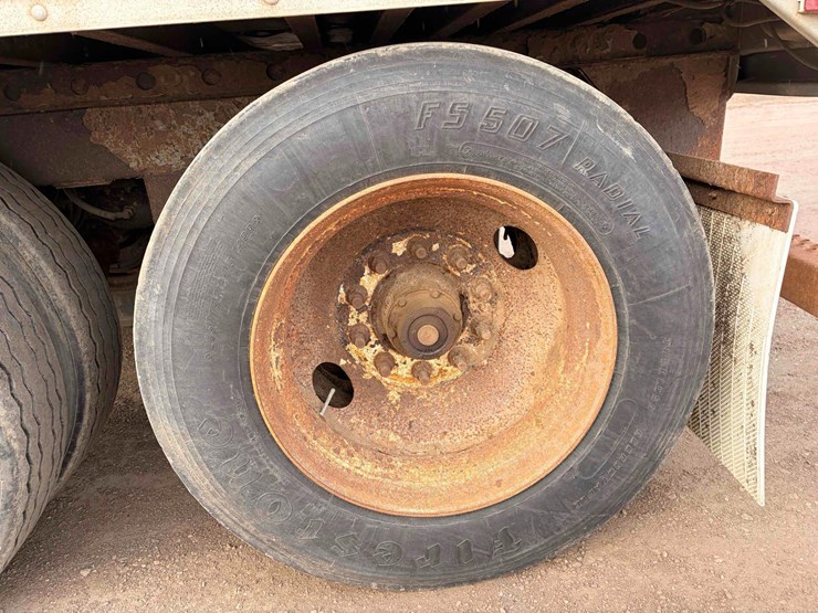 1995-utility-van-image-11