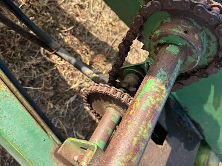 john-deere-200-image-10