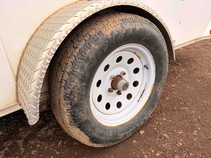 2012-dct-enclosed-trailer-image-13