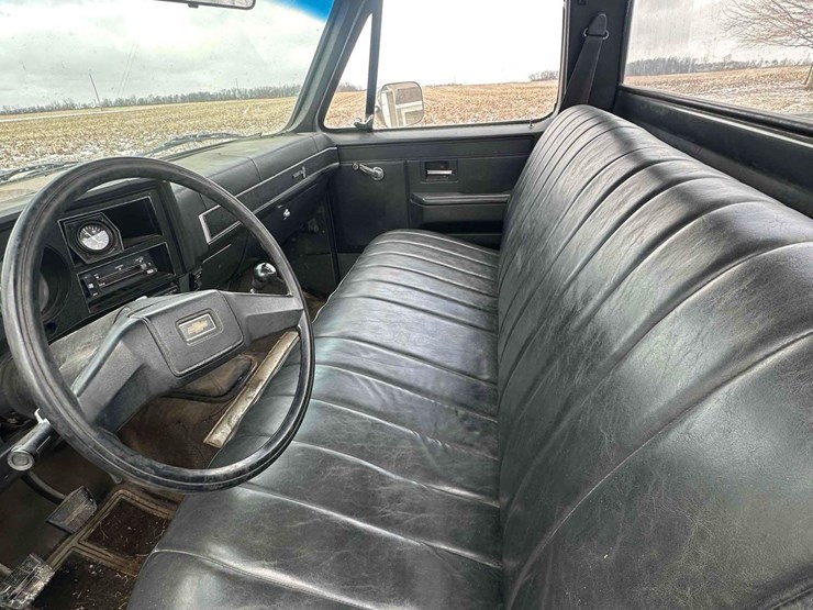 1987-chevrolet-c10-image-18