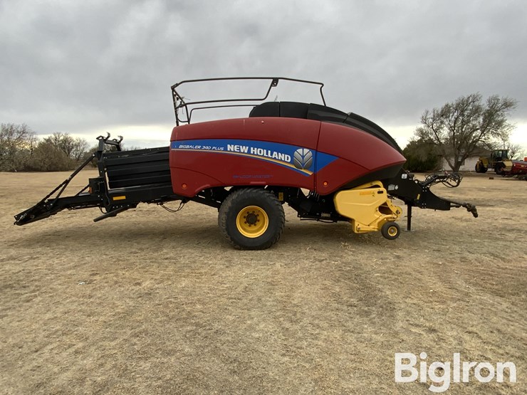 2013-new-holland-340-image-4