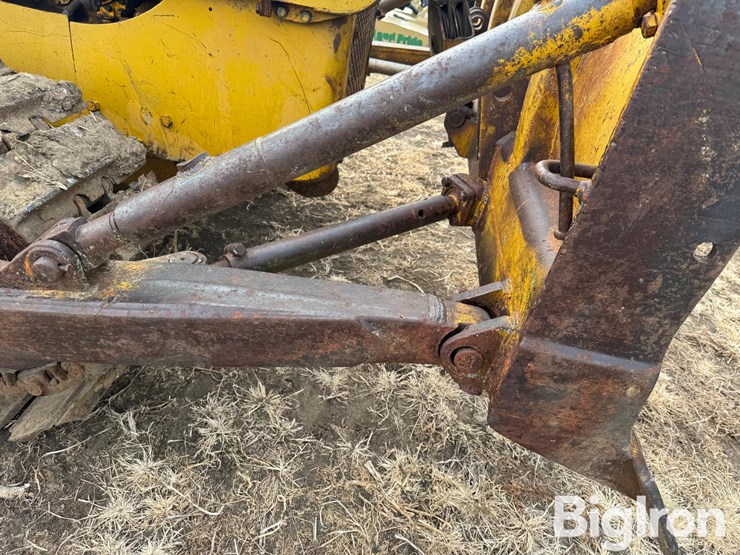 caterpillar-d6-image-16