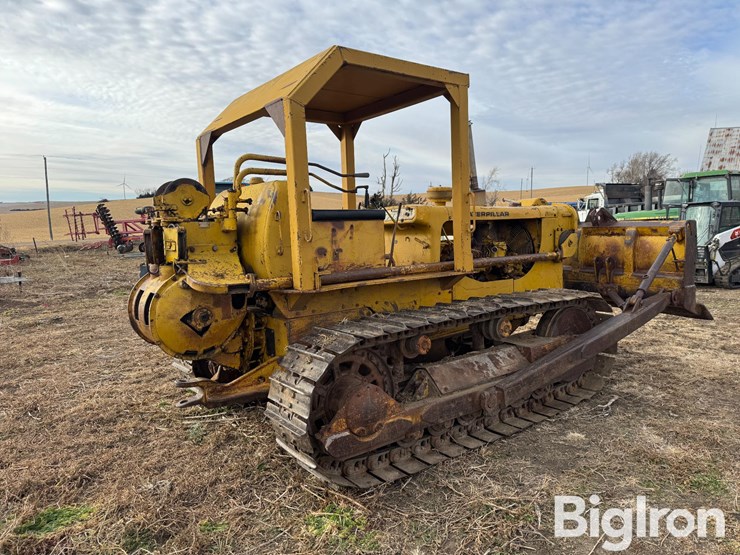 caterpillar-d6-image-5