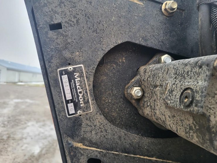 2016-mac-don-fd75-image-39