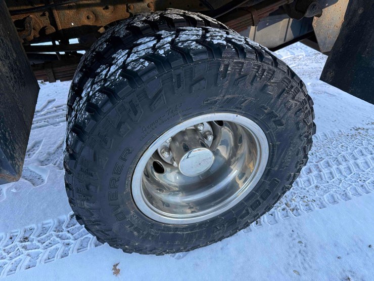 2001-ford-f350-xl-image-16