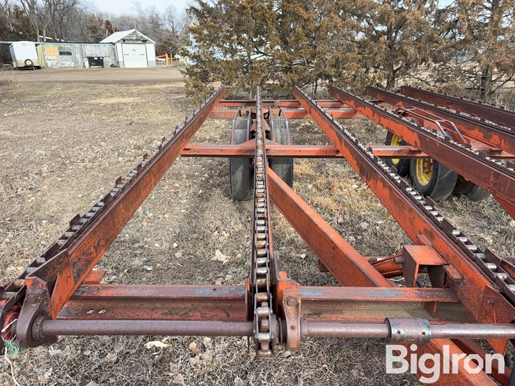 farmhand-12x23-t/a-bale/stack-mover-image-19