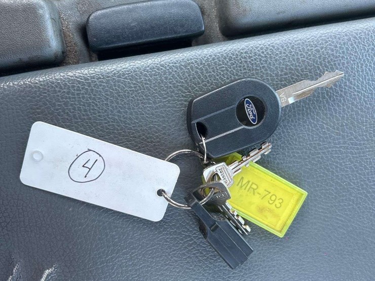 2016-ford-f250-image-48