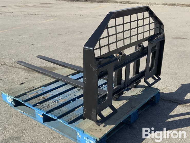 2025-giyi-60"-skid-steer-pallet-forks-&-mast-assembly-image-7