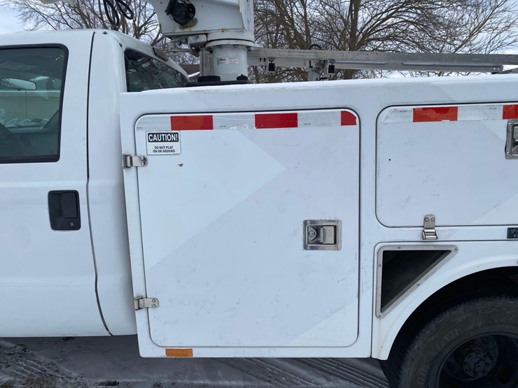 2014-ford-f350-sd-image-21