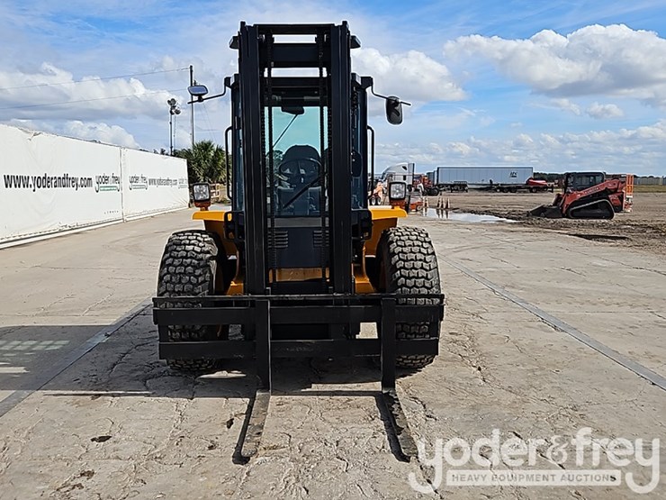 2015-jcb-926-image-11