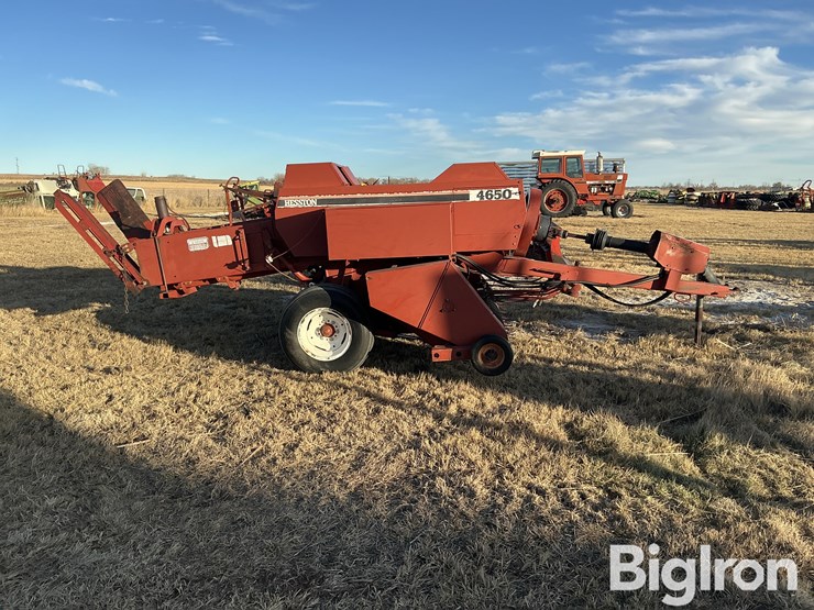 1989-hesston-4650-image-4