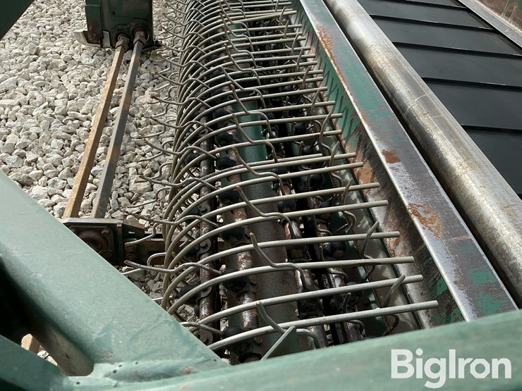 2011-pickett-8030-image-11