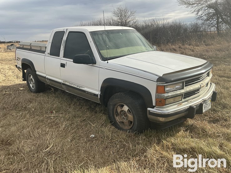 1997-chevrolet-1500-image-3
