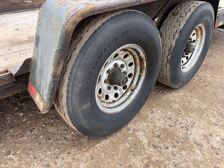 2018-dct-21-ft.-tilt-bed-trailer-image-11