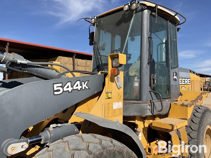 2013-deere-544k-image-18