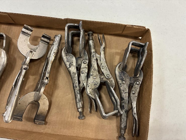 #115320-•-assorted-box-of-vice-grips-image-4