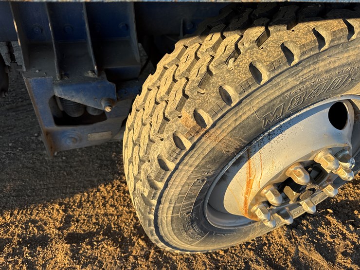 2006-peterbilt-357-image-66