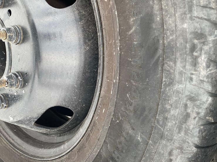 2014-ford-f350-sd-image-37