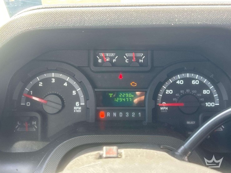 2016-ford-e350-image-9