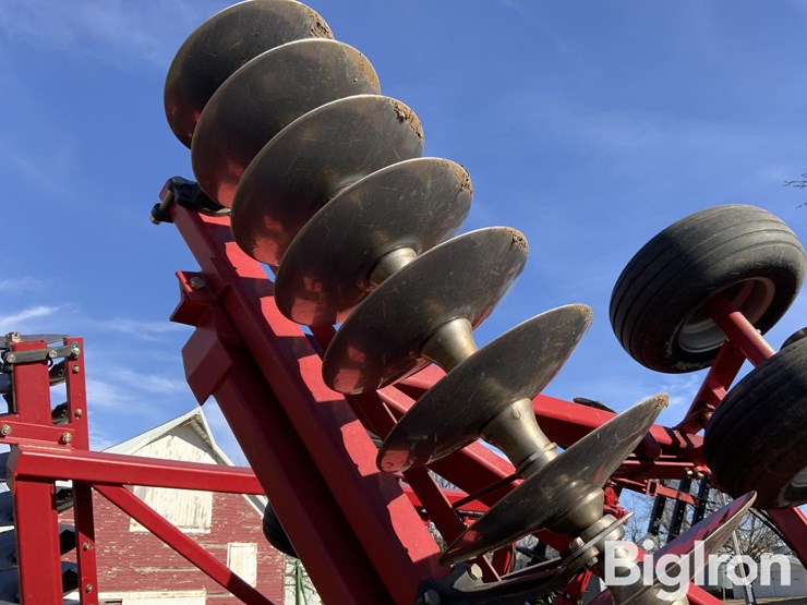 case-ih-3950-image-16