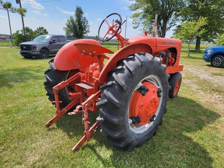 allis-chalmers-wd-tractor-image-9