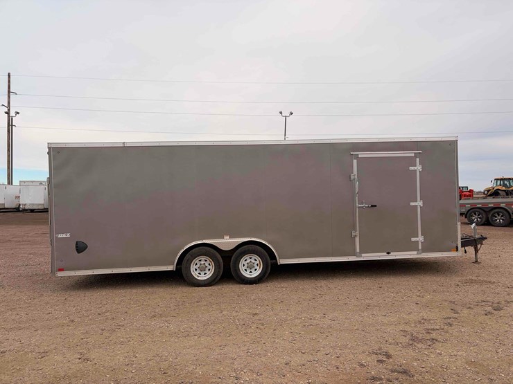 2022-dct-enclosed-trailer-image-6