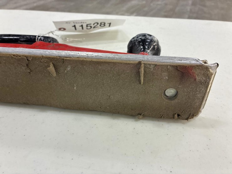 #115281-•-air-sander-image-5