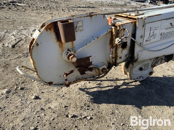 truck-mounted-8008#-auto-crane-image-14