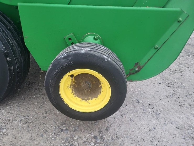 john-deere-348-image-41