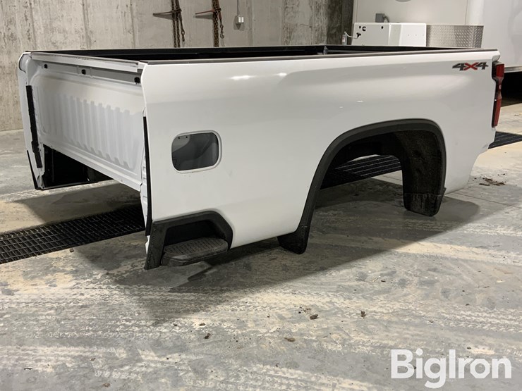 chevrolet-silverado-ltz-pickup-box-&-rear-bumper-image-1