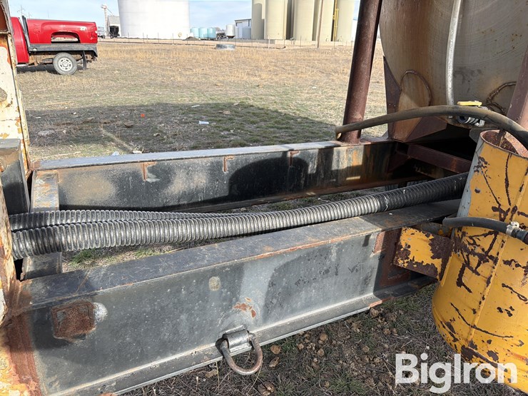 shop-made-t/a-nurse-tank-trailer-image-16