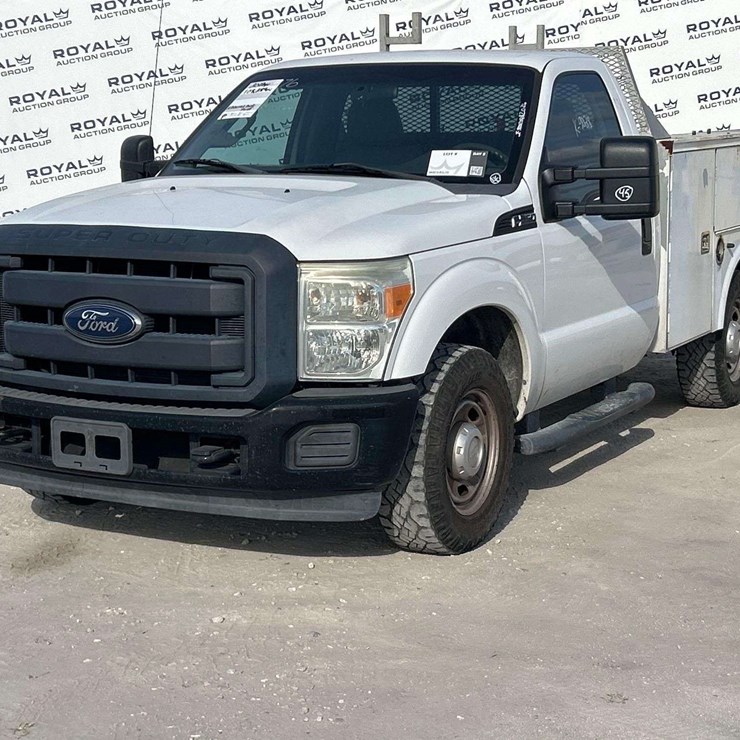 2012 FORD F350