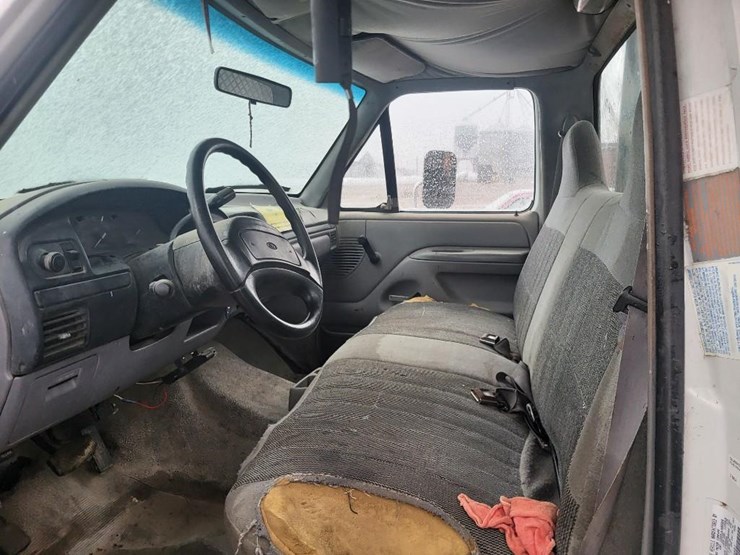 1997-ford-f450-image-40