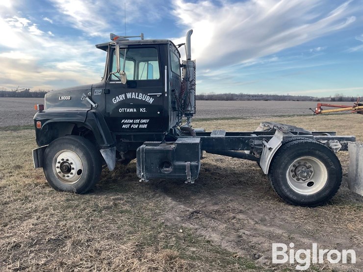 1987-ford-ln9000-image-8