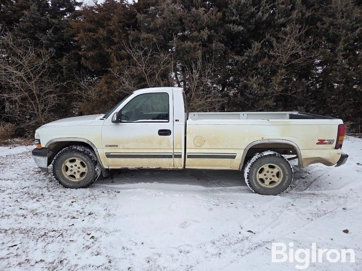 1999-chevrolet-silverado-1500-image-8