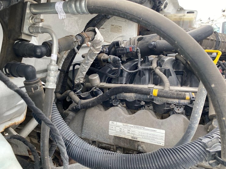 2012-ford-f650-image-34