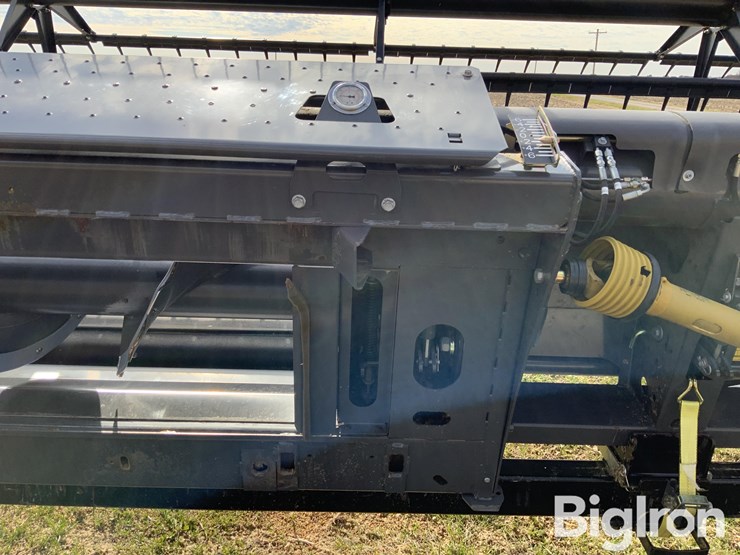 2014-gleaner-9250-image-13