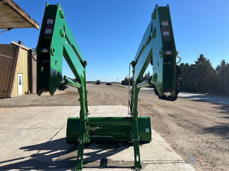 john-deere-700m-image-2